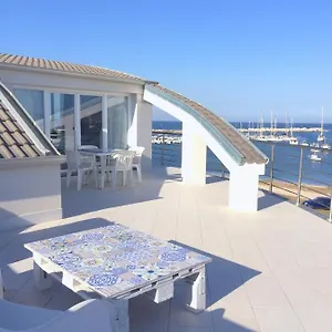 Rosso E Blu Sunny , Marzamemi Italia